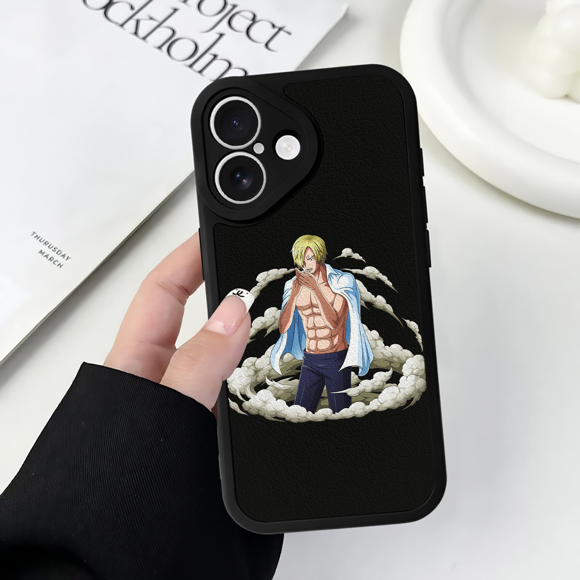 （画像用） ワンピース サンジ ONE PIECE Sanji 【iPhone 16シリーズ対応】シリコンスマホケース（レザー調） 材質：シリコン